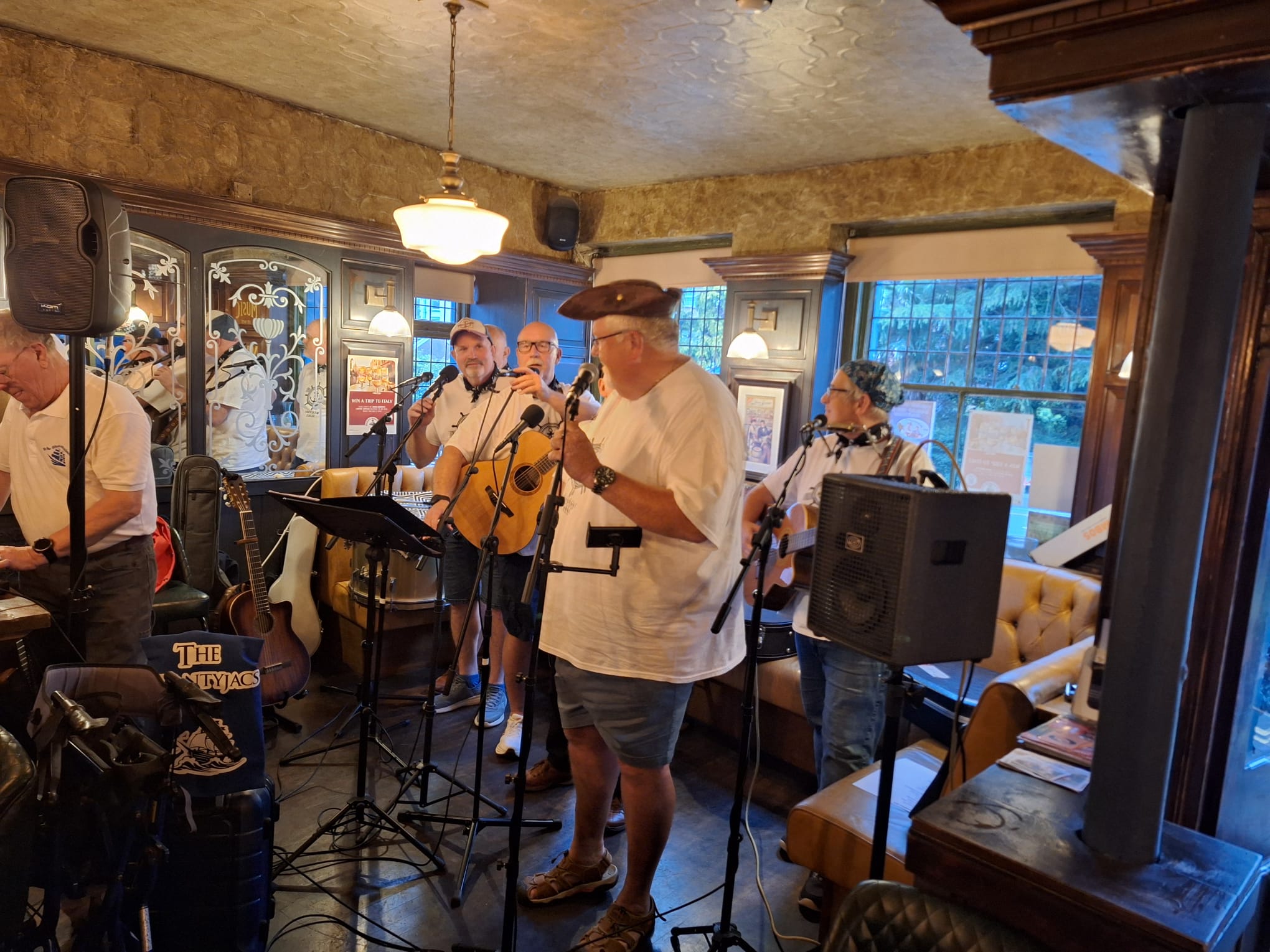 Live in Mumbles 2025